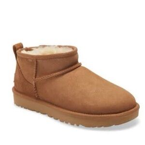 Ultra mini classic boot
